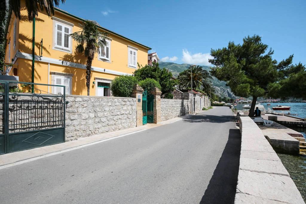 Villa Miramare , Dobrota Seafront Κότορ Εξωτερικό φωτογραφία
